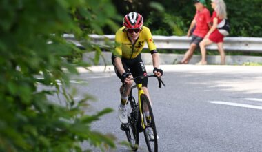 Jonas Vingegaard crashes during training ride after being followed by amateur rider