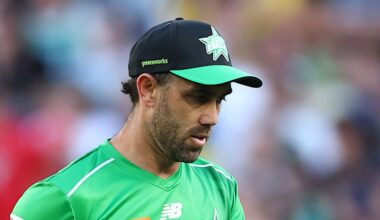 Sydney Sixers defeat Melbourne Stars raising questions over Glenn Maxwell’s form