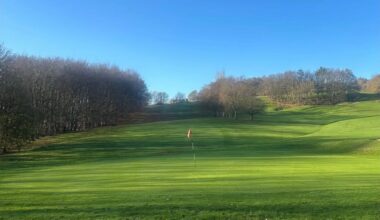 Heaton Park Golf Club: Enjoy a Sunny Weekend of Golf!