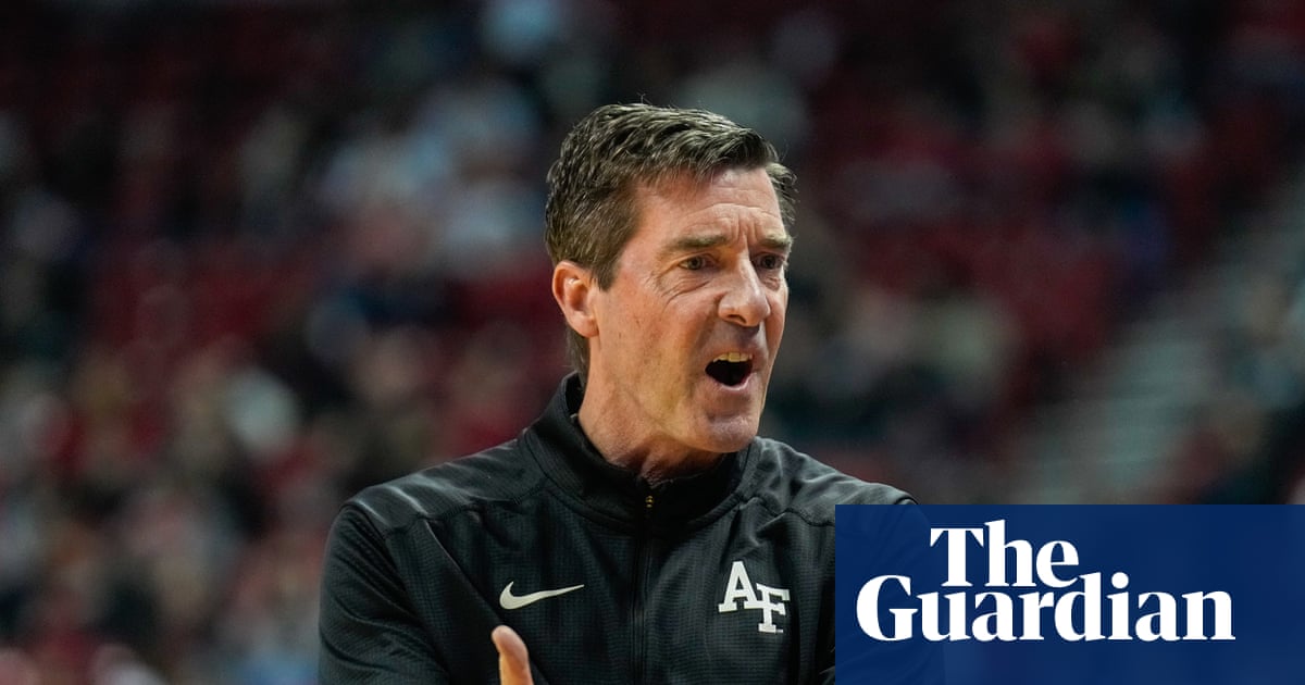 Air Force suspends men’s basketball coach amid investigation into treatment of cadet-athletes | College basketball
