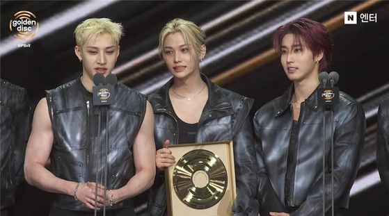 Stray Kids receives the Album of the Year award at the 40th Golden Disc Awards held in Taipei on Jan. 10. [SCREEN CAPTURE]