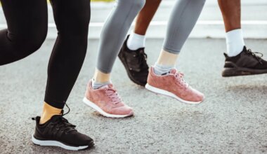 'Rucking' Is The Walking Trend You Need To Try. Here's Why.