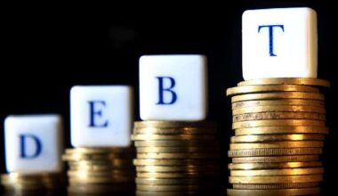 Why young adults should avoid starting the year with debt