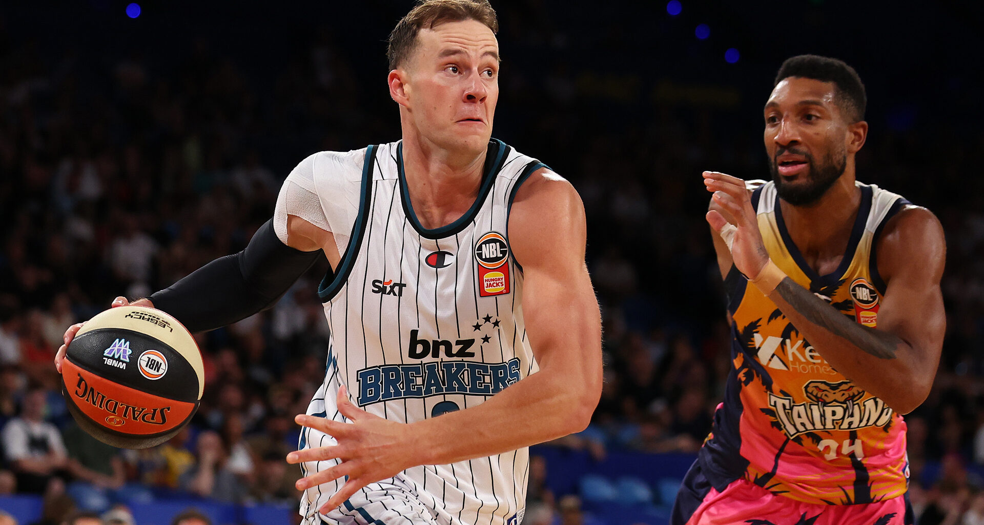 Breakers win with Forde ejected for Snakes