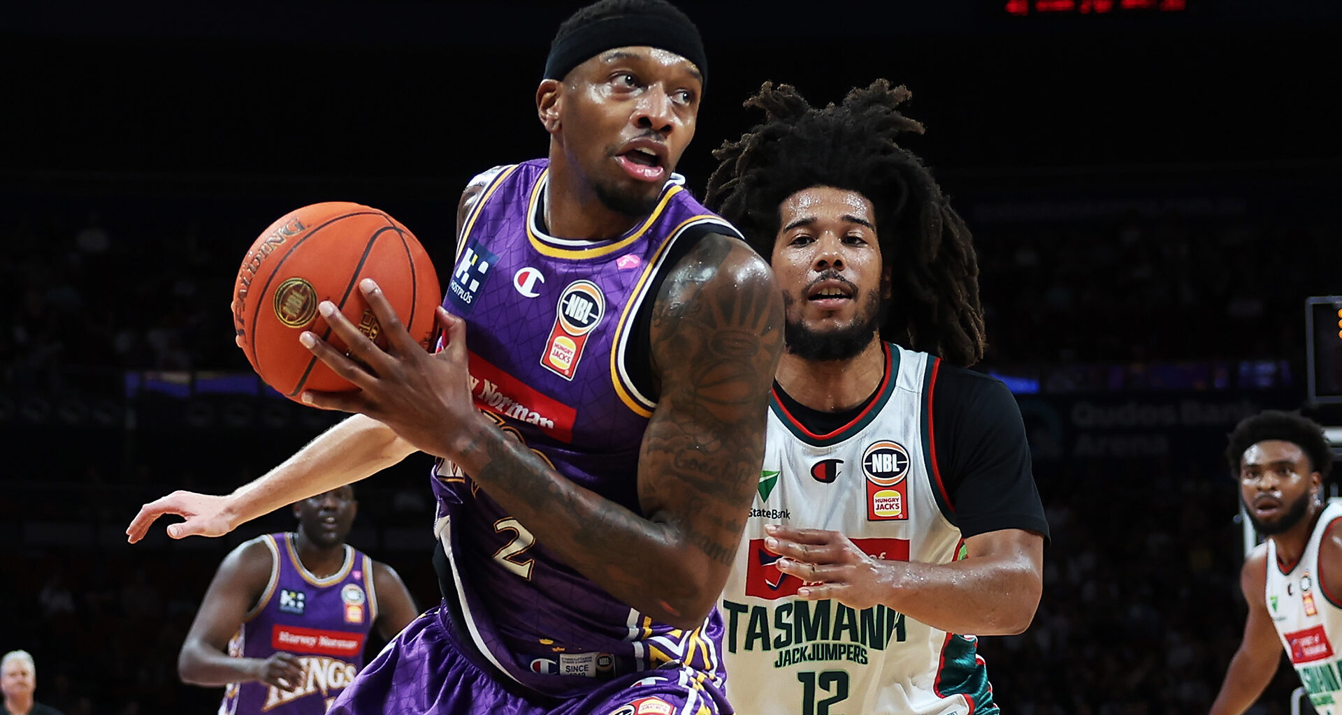 Kings take care of wounded JackJumpers