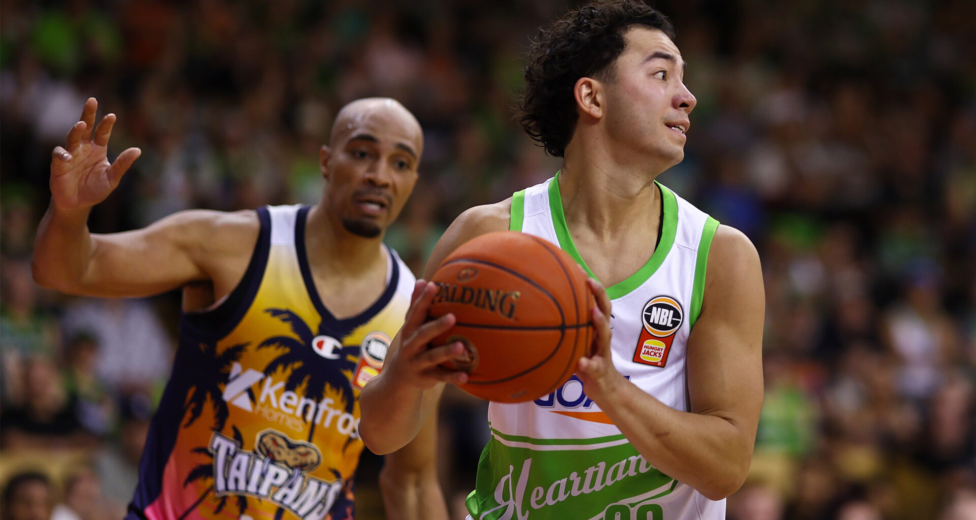 Phoenix hit 21 threes to sink Taipans