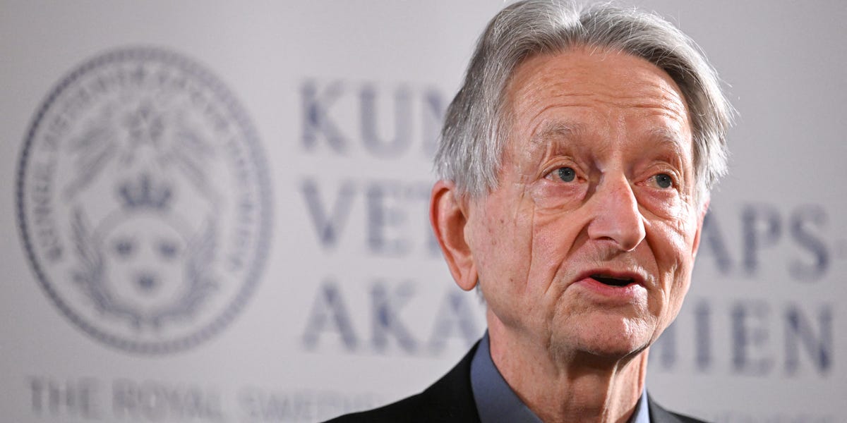 The 'Godfather of AI' Says Alpha School Is One of the Best Use Cases