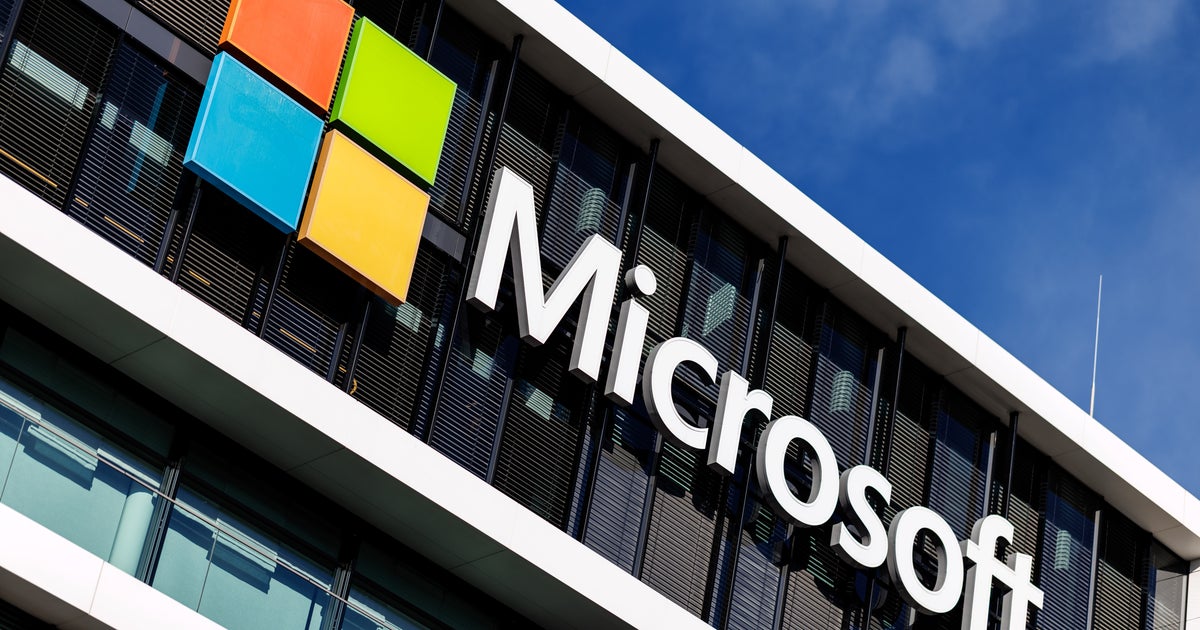 Microsoft Plunges, Meta Rallies As Investors Demand AI Payoffs