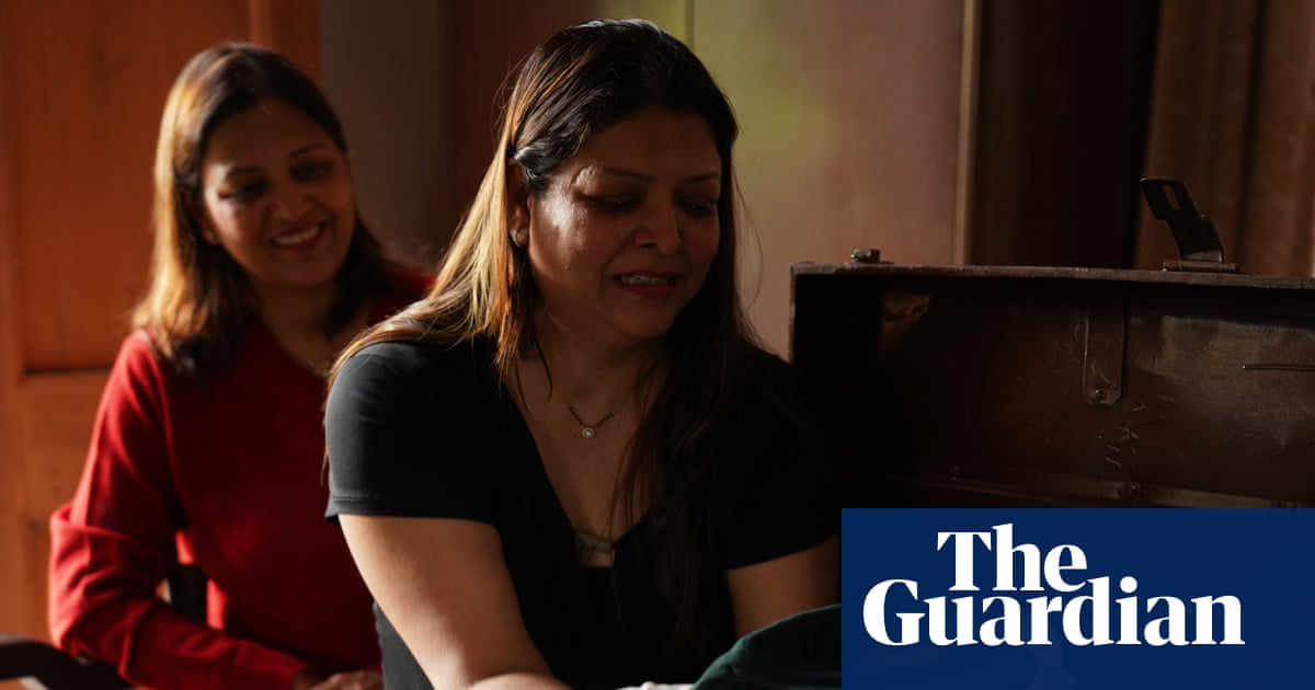 Cricket’s ‘holy grail’ for $460,000: Don Bradman baggy green sells at auction | Australia cricket team