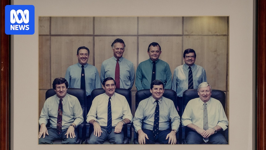 Unsealed cabinet records from 1995 reveals government spend on poker machines