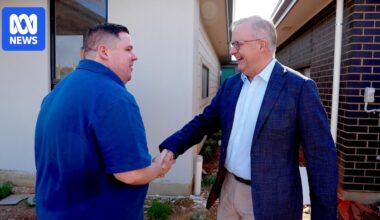 Prime minister and SA premier announce $800 million deal for 17,000 new homes