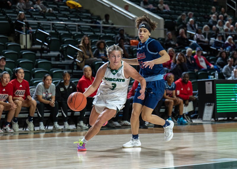 Women's Basketball: Ohio climbs MAC with win against Northern Illinois
