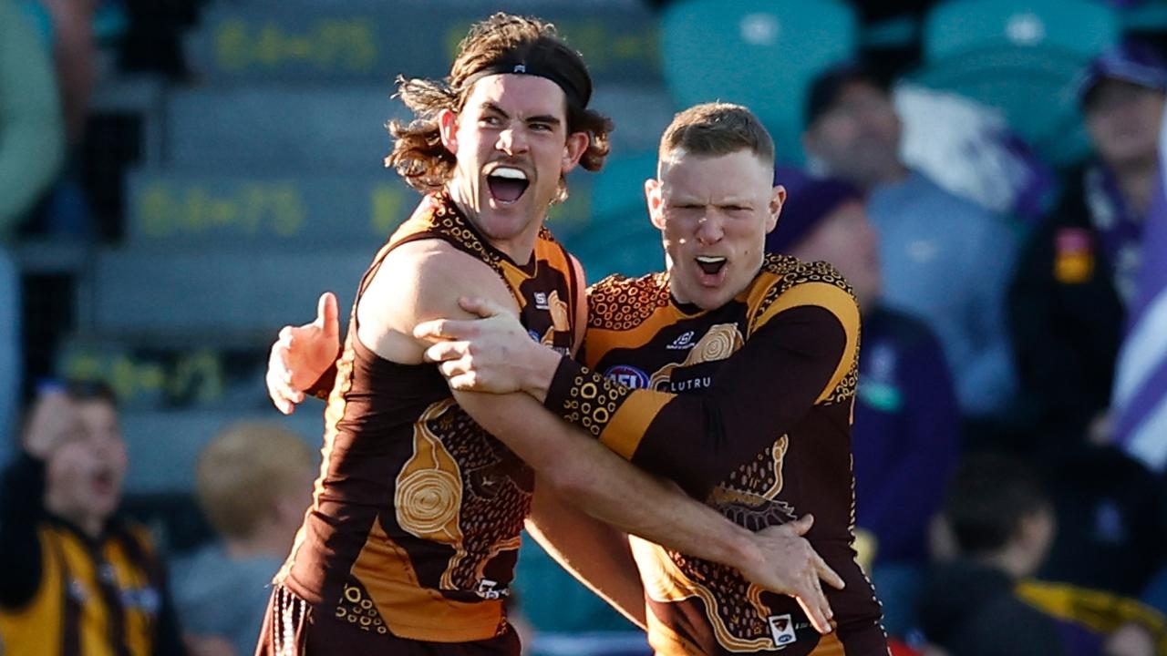 Hawthorn Hawks appoint co-captains for first time, James Sicily and Jai Newcombe both appointed skippers