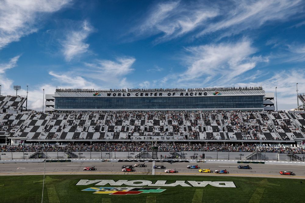 #93 Acura Meyer Shank Racing w/Curb Agajanian Acura ARX-06: Renger van der Zande, Nick Yelloly, Alex Palou, Kaku Ohta, #7 Porsche Penske Motorsport Porsche 963: Felipe Nasr, Julien Andlauer, Laurin Heinrich, #40 Cadillac Wayne Taylor Racing Cadillac V-Series.R: Jordan Taylor, Louis Deletraz, Colton Herta
