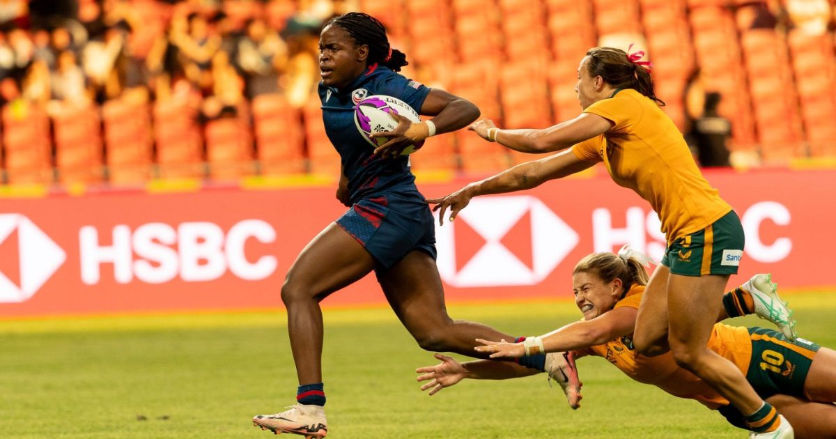 Canada into semi-finals, Australia score late winner against USA