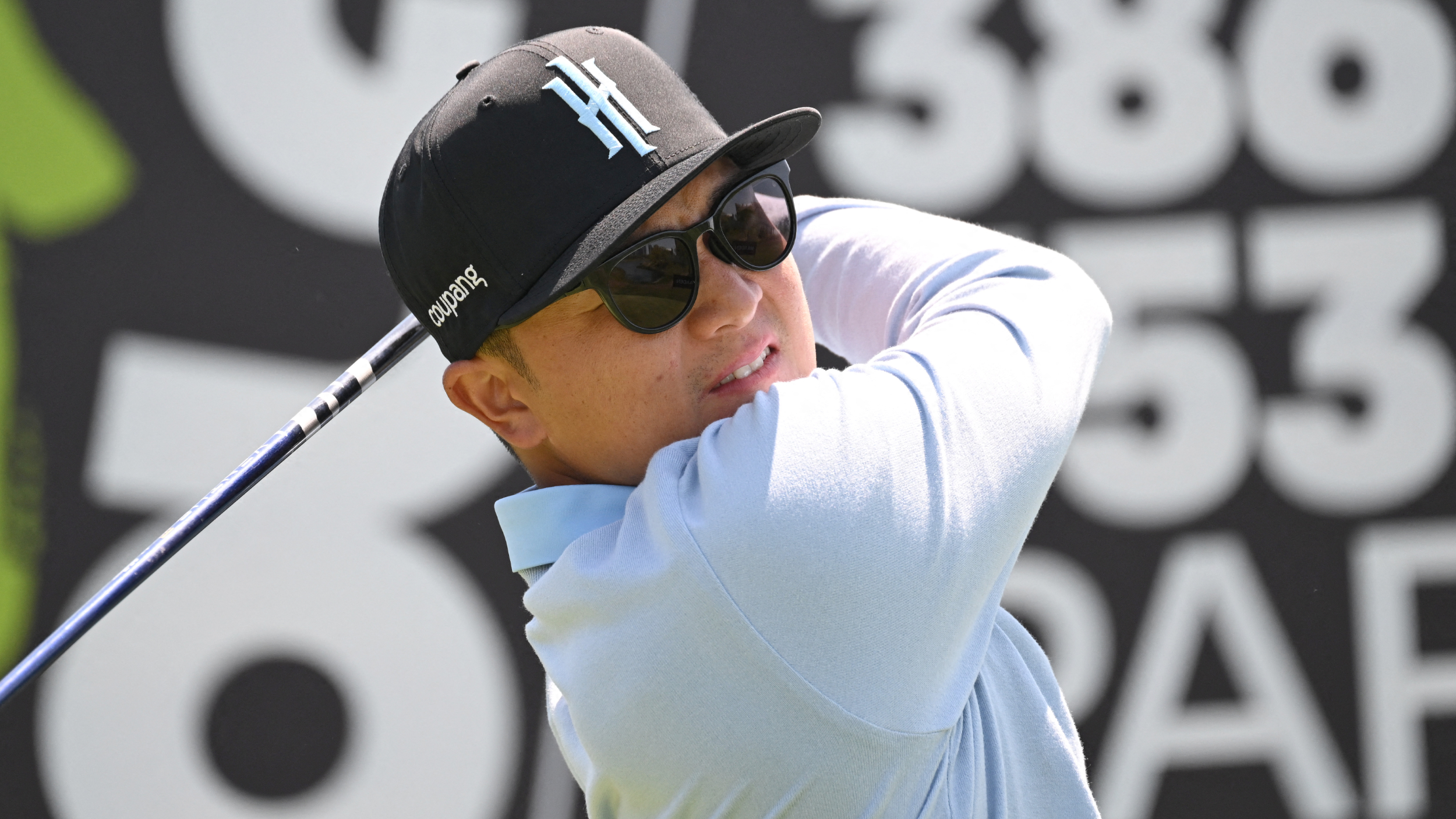 Jinichiro Kozuma takes a shot