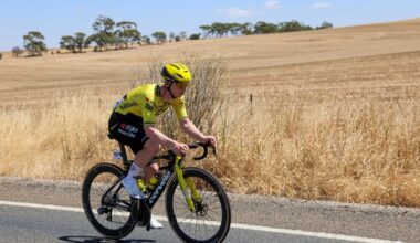 Brennan unable to contest sprint for victory in stage three of Tour Down Under - Team Visma | Lease a Bike