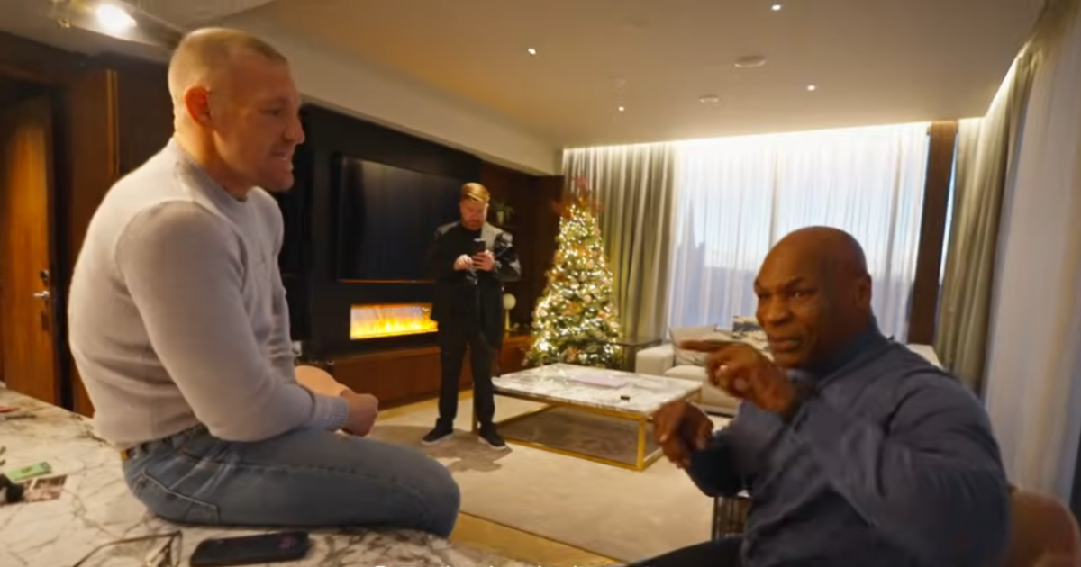 Video! Tyson Connects With McGregor For Dublin Bro Down