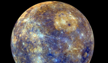 Strange Bright Lines on Mercury Suggest It's Not 'Dead' After All : ScienceAlert