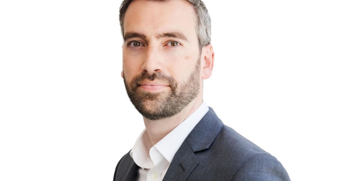 Oxford Economics: AI is unlikely to help resolve K-shaped economy anytime soon