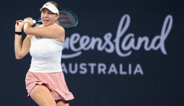 Anisimova takes in Brisbane with Hon