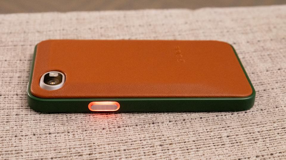 The Clicks Communicator has an LED Light on its side button that you can customize for different notifications.