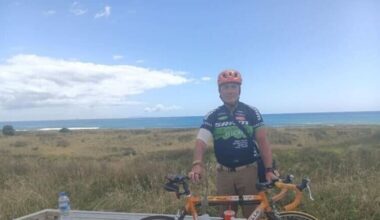 Taupō Enduro cyclist with 6 broken ribs back on bike after being clipped by ute