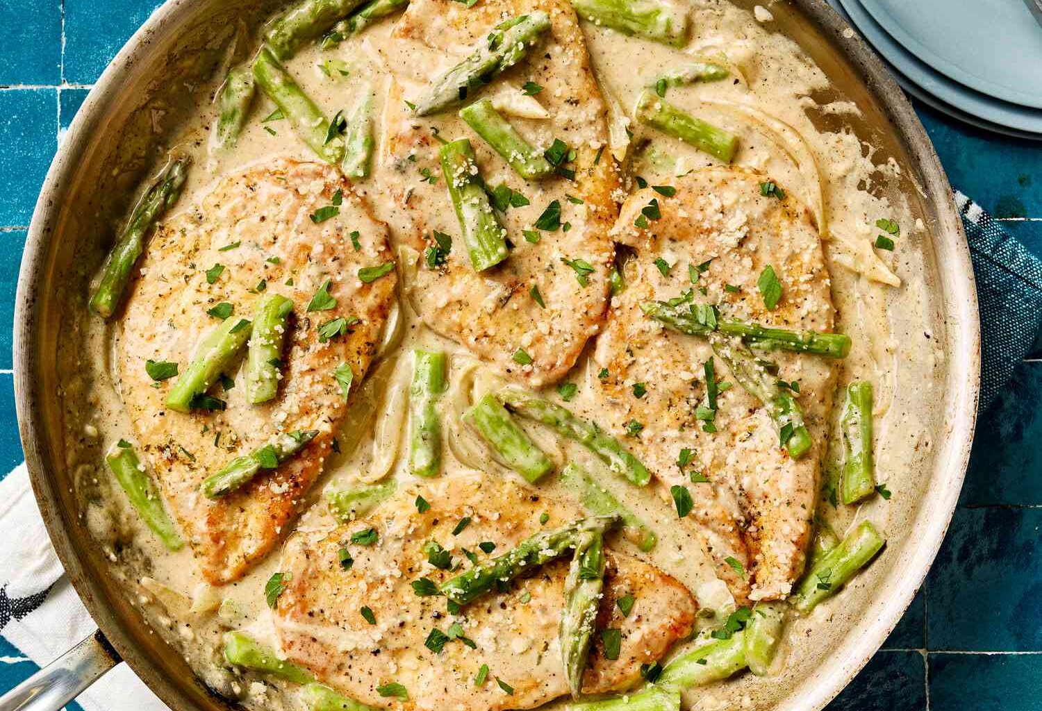 15+ High-Protein, 30-Minute Chicken Skillet Recipes