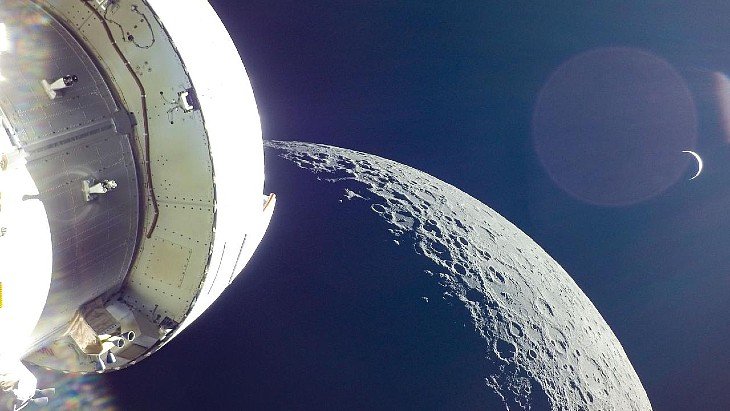 NASA, DOE aim for nuclear reactor on moon by 2030