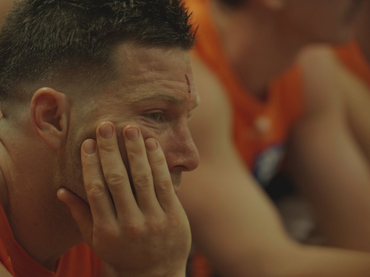 Final siren inside the afl 2