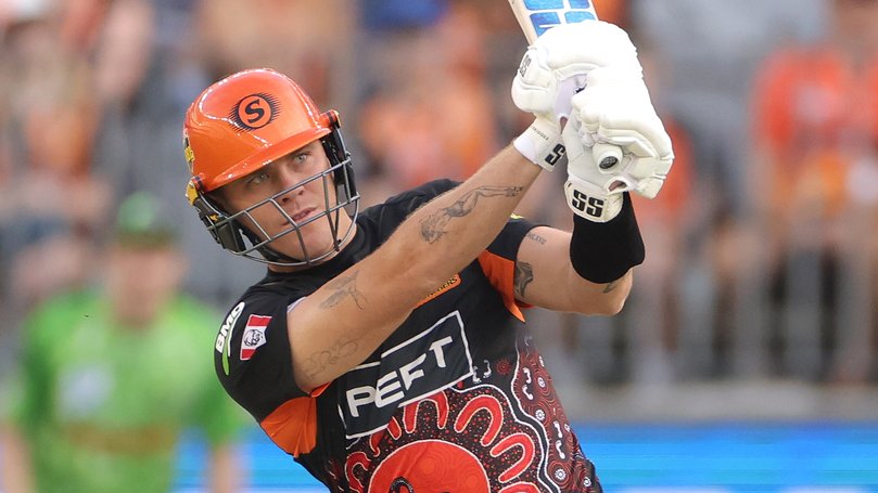 Finn named to return, Agar ruled out, Scorchers & Gades squads