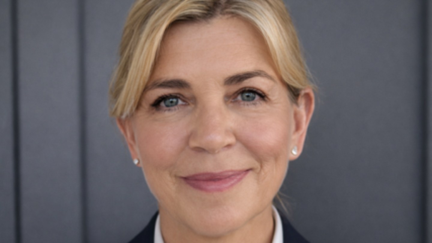 'SNL UK' Appoints Commissioning Exec Lisa Clark