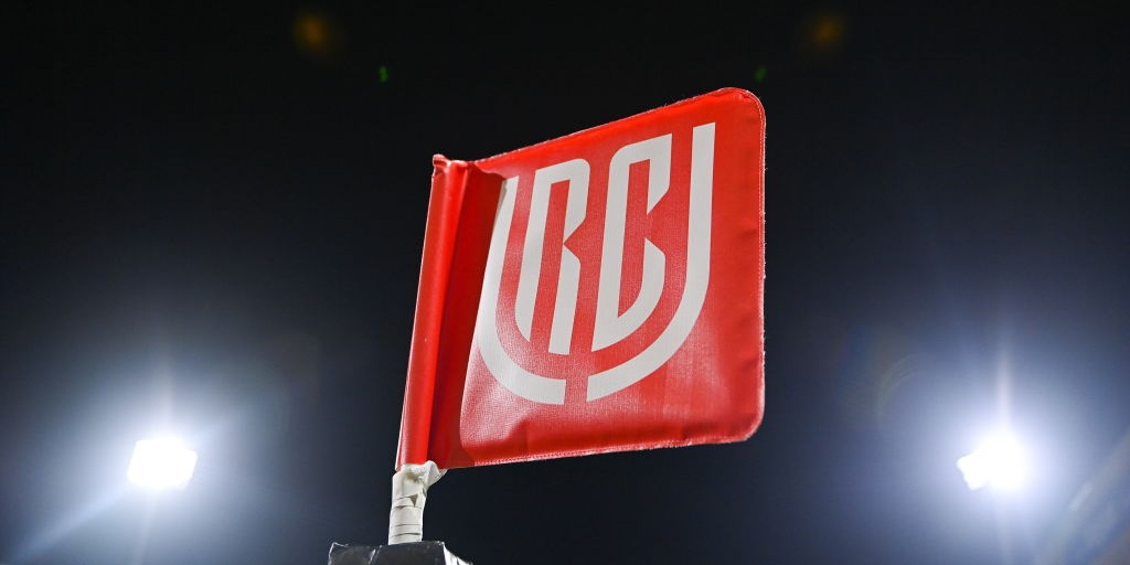 Dragons burn Scarlets as URC roll gathers momentum