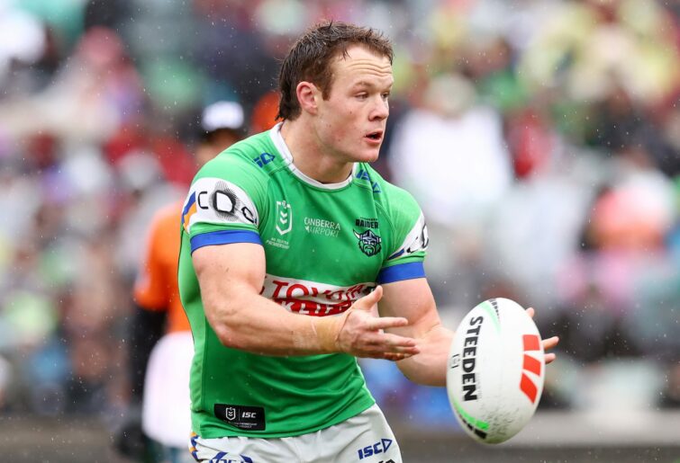 CANBERRA, AUSTRALIA - JUNE 08: Ethan Strange of the Raiders passes during the round 14 NRL match between Canberra Raiders and South Sydney Rabbitohs at GIO Stadium, on June 08, 2025, in Canberra, Australia. (Photo by Mark Nolan/Getty Images)