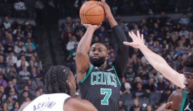 Alperen Sengun leaves Rockets' game in first quarter with sprained ankle