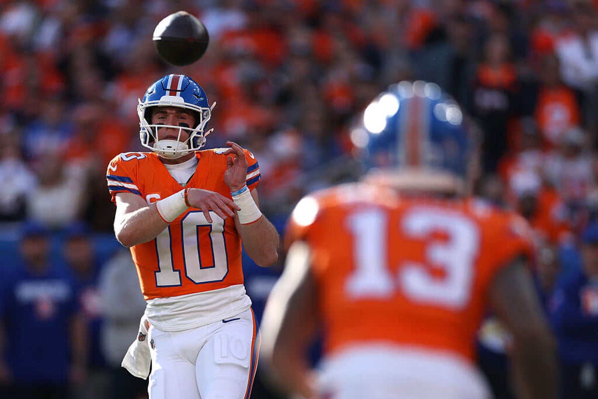 The NFL playoff bracket is set, plus Black Monday news