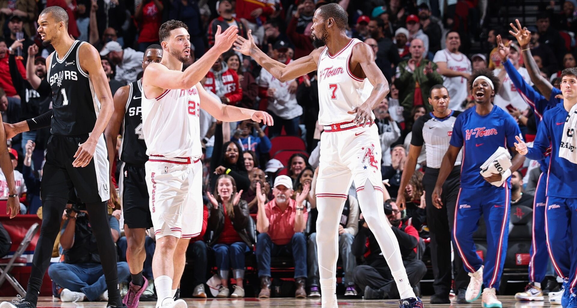 Different paths lead Kevin Durant, James Harden to perch among Top 10 scorers