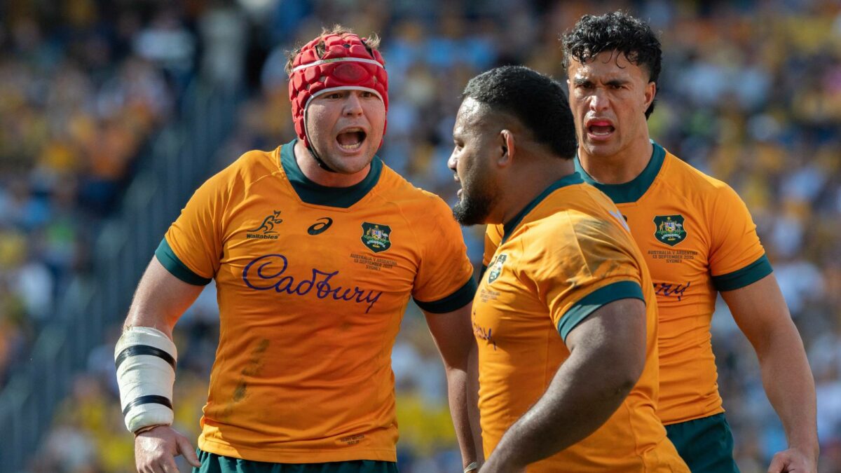 Wallabies star to miss start of Super Rugby season after knee surgery