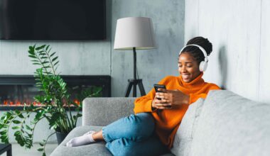 I’m a Doctor—These Are My 7 Favorite Podcasts About Living a Better, Longer Life