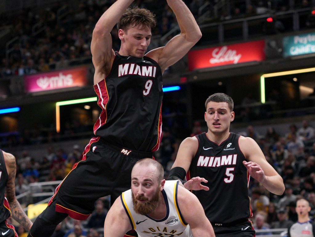 Miami Heat take step back, fall to NBA-worst Indiana Pacers