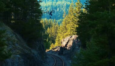 Kona drops Cory Wallace and Caleb Holonko