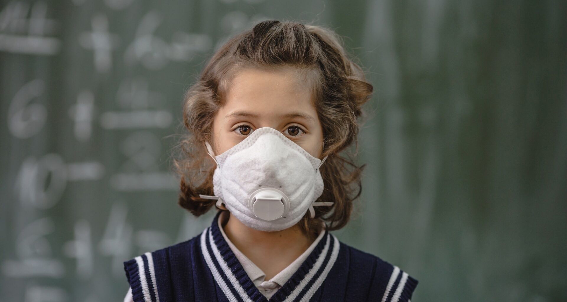 Study: Interaction between air pollution and diet on cognitive function in schoolchildren. Image Credit: Maja Argakijeva / Shutterstock