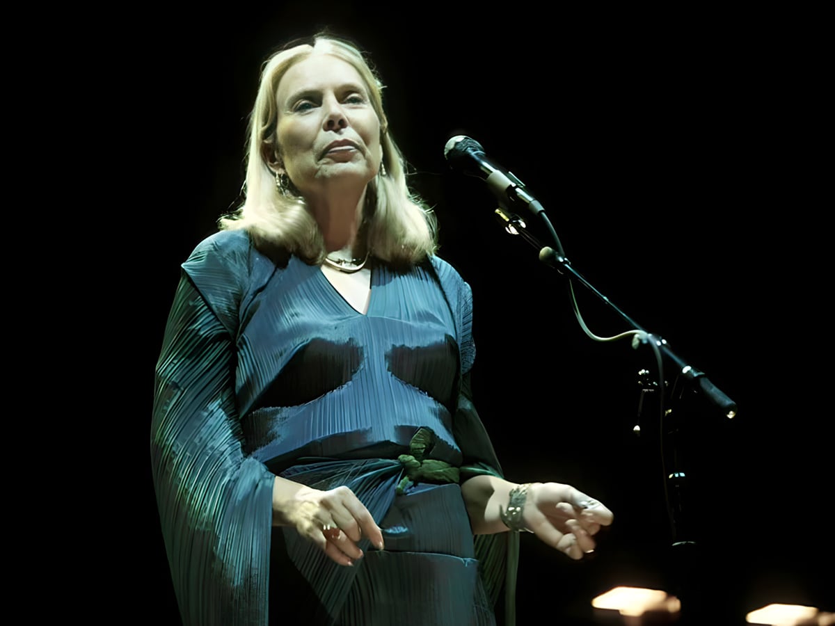 The album Joni Mitchell said had her all-time favourite band