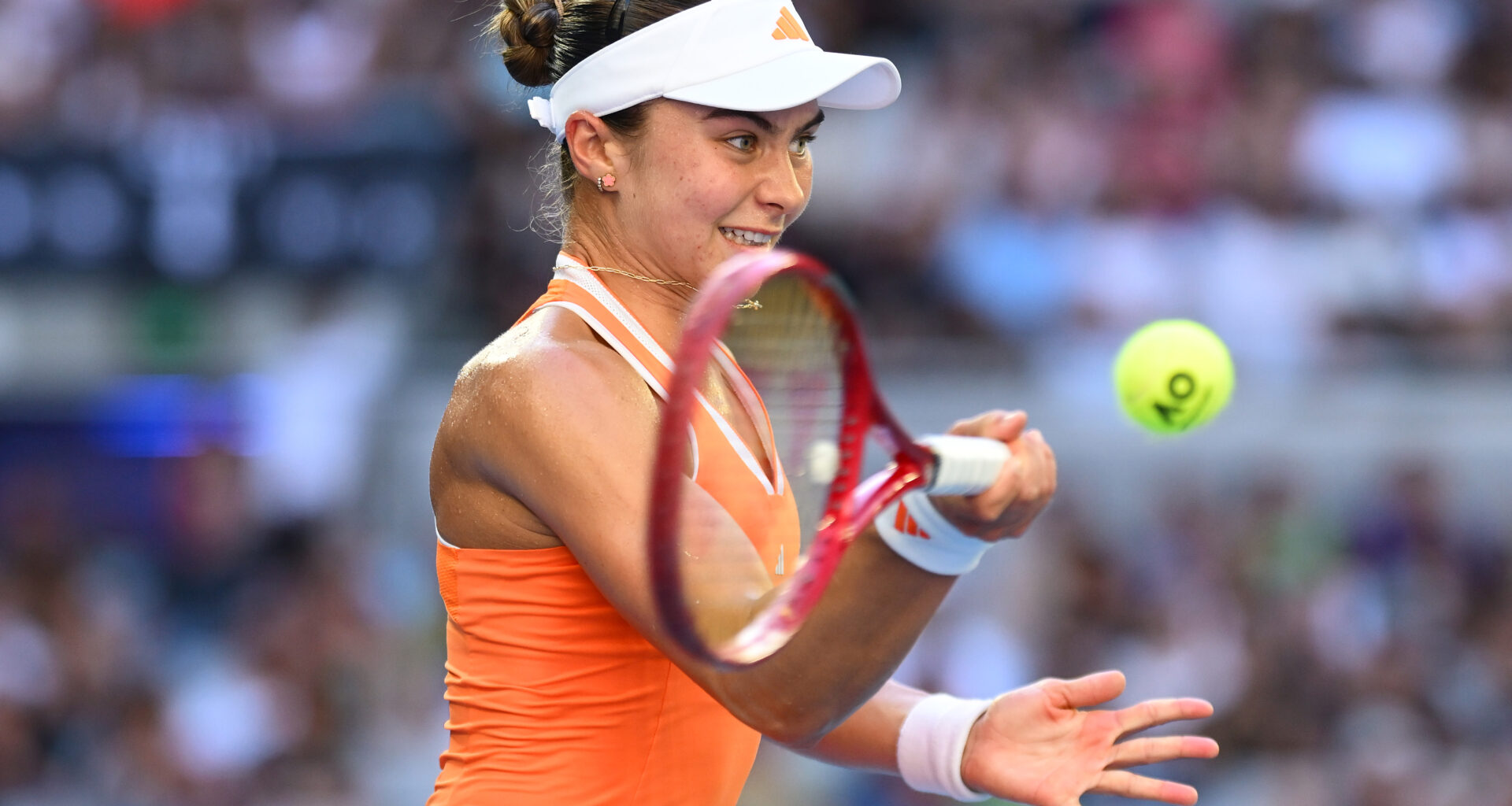 Jovic takes advice from Djokovic, upsets Paolini at Australian Open