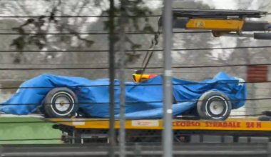 Arvid Lindblad spins into Imola gravel on Racing Bulls debut