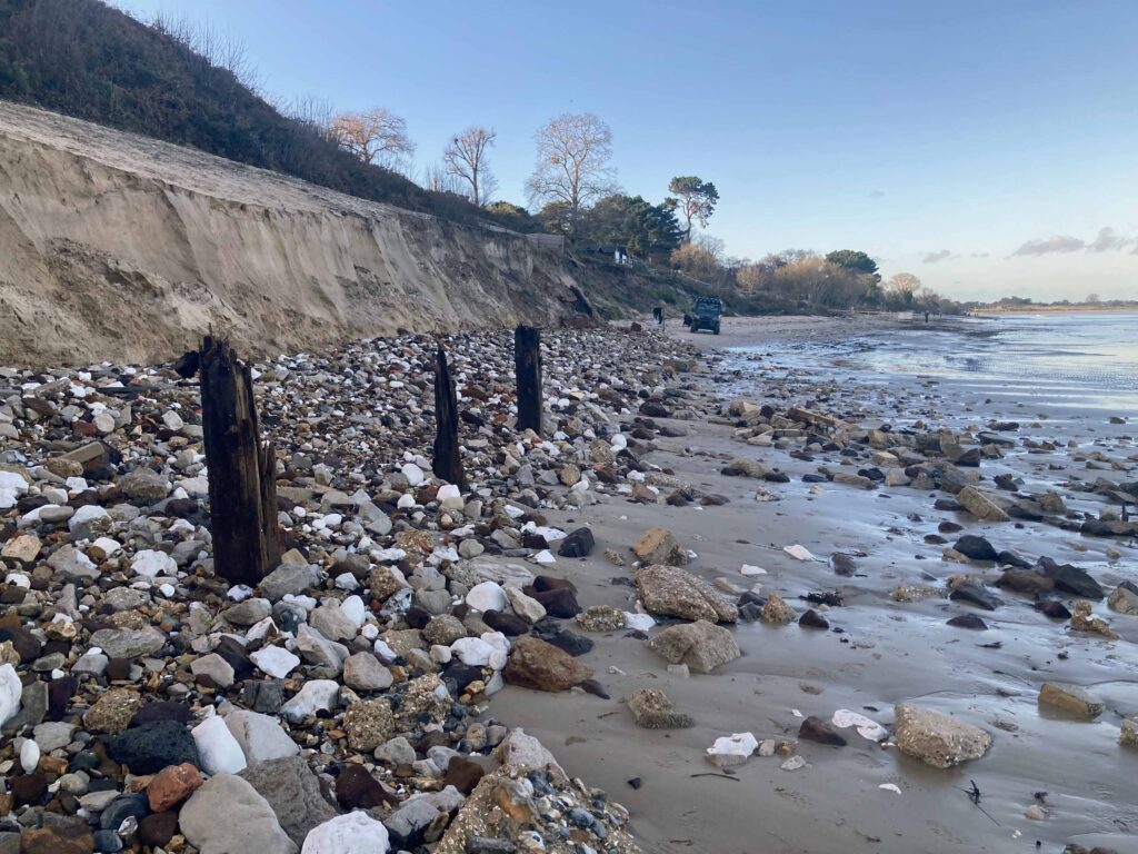 Middle Beach rubbish and history finds Dec 2025