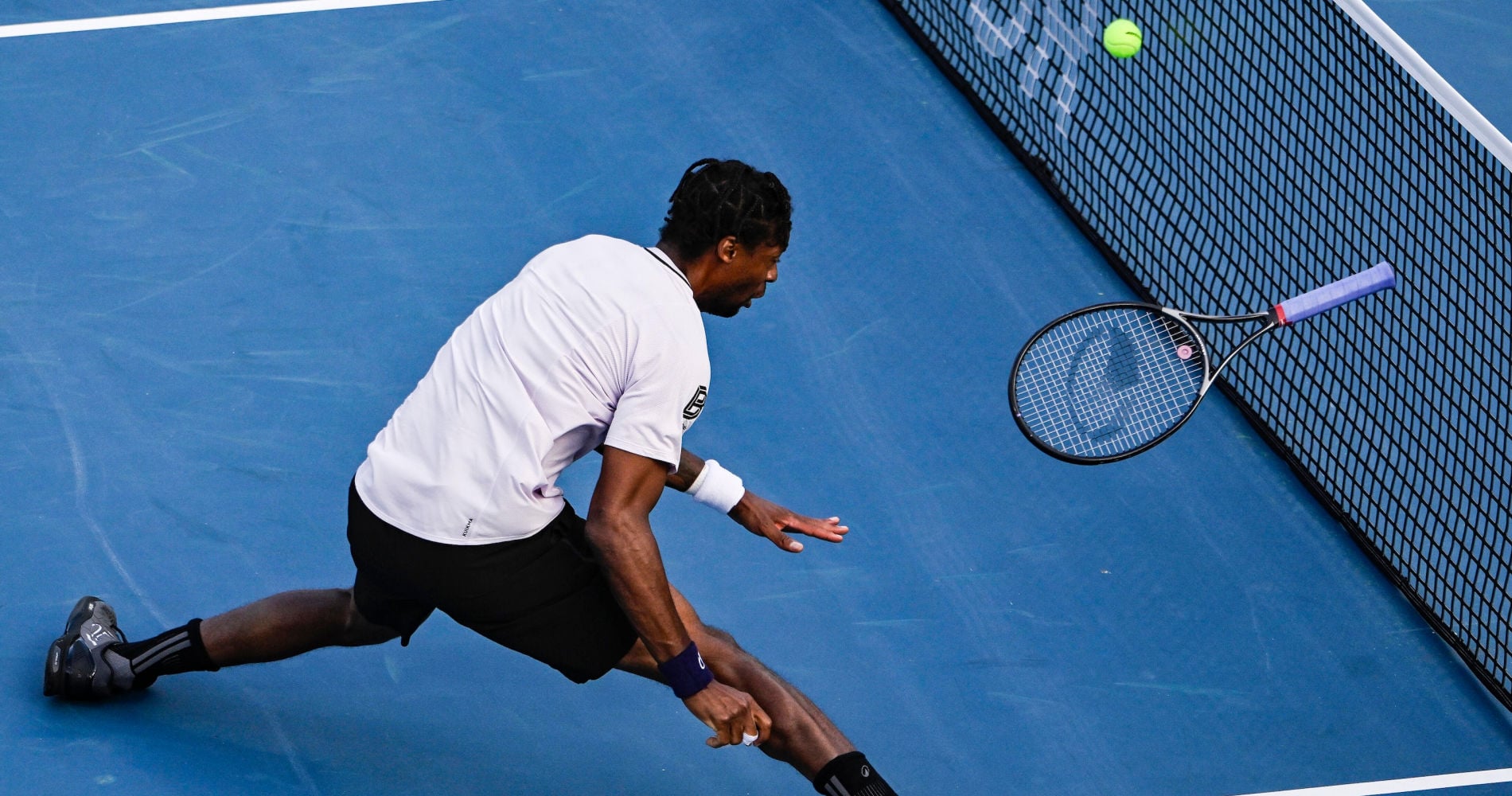 An emotional farewell: Monfils bows out of Auckland in final campaign