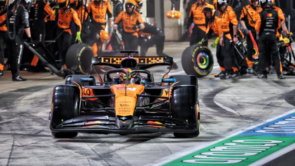 McLaren opted not to pit under the Safety Car in Qatar