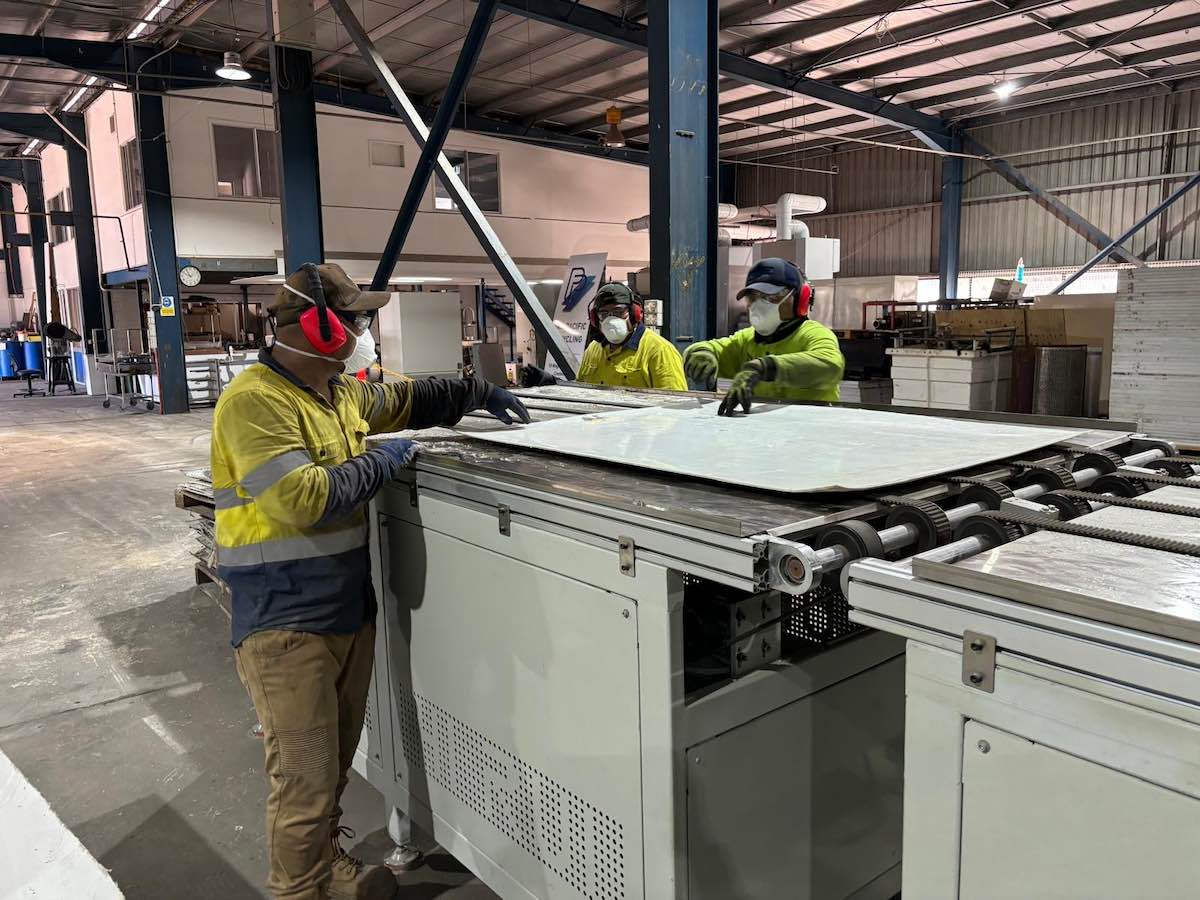 "Too valuable to throw out:" Labor announces first national solar panel recycling pilot program