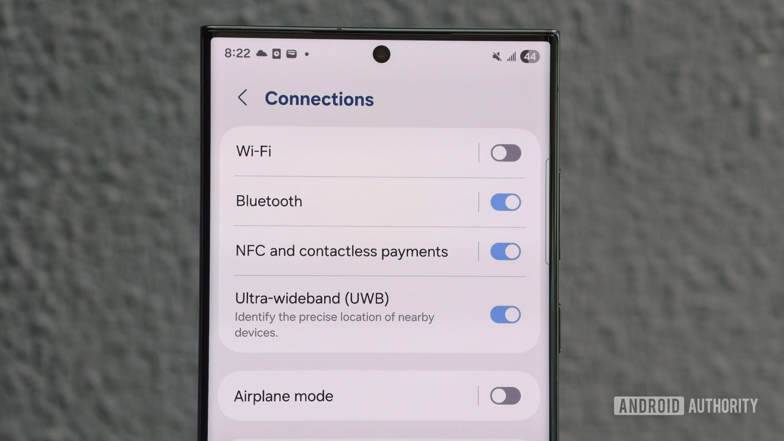Samsung Galaxy S23 Ultra UWB toggle